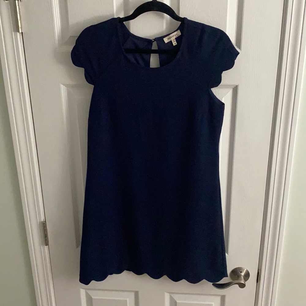 EUC navy blue scalloped edge dress